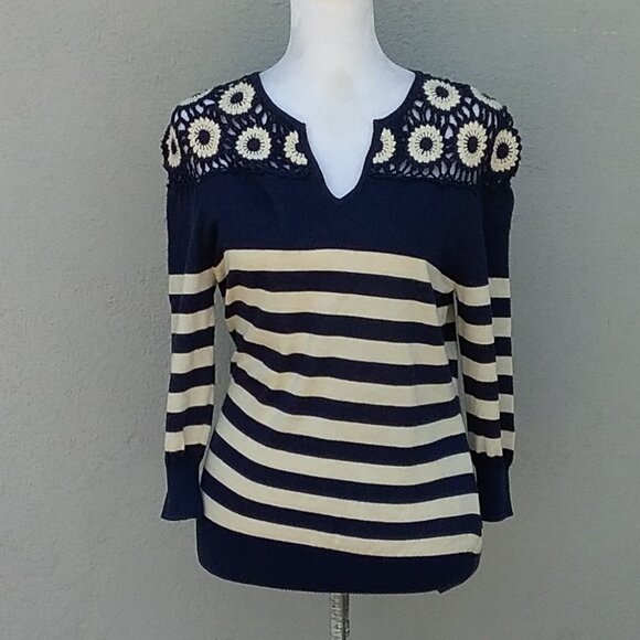 Anthropologie Solitaire Women's Top Med Blue-Cream Crochet Striped Flowers - Picture 3 of 7